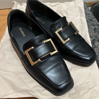 sesenta 黒 スクエアトゥ ビックバックル付きローファー(ローファー/革靴)