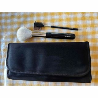 ARTISTRY ブラシ用ポーチ(その他)