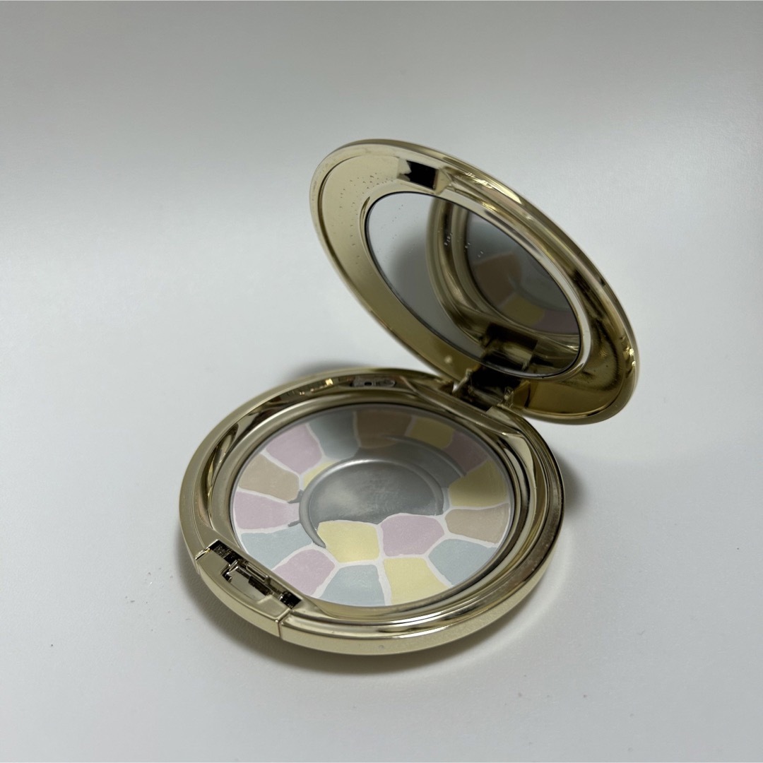 Elégance.(エレガンス)のエレガンス　ラプードル　 コスメ/美容のベースメイク/化粧品(フェイスパウダー)の商品写真