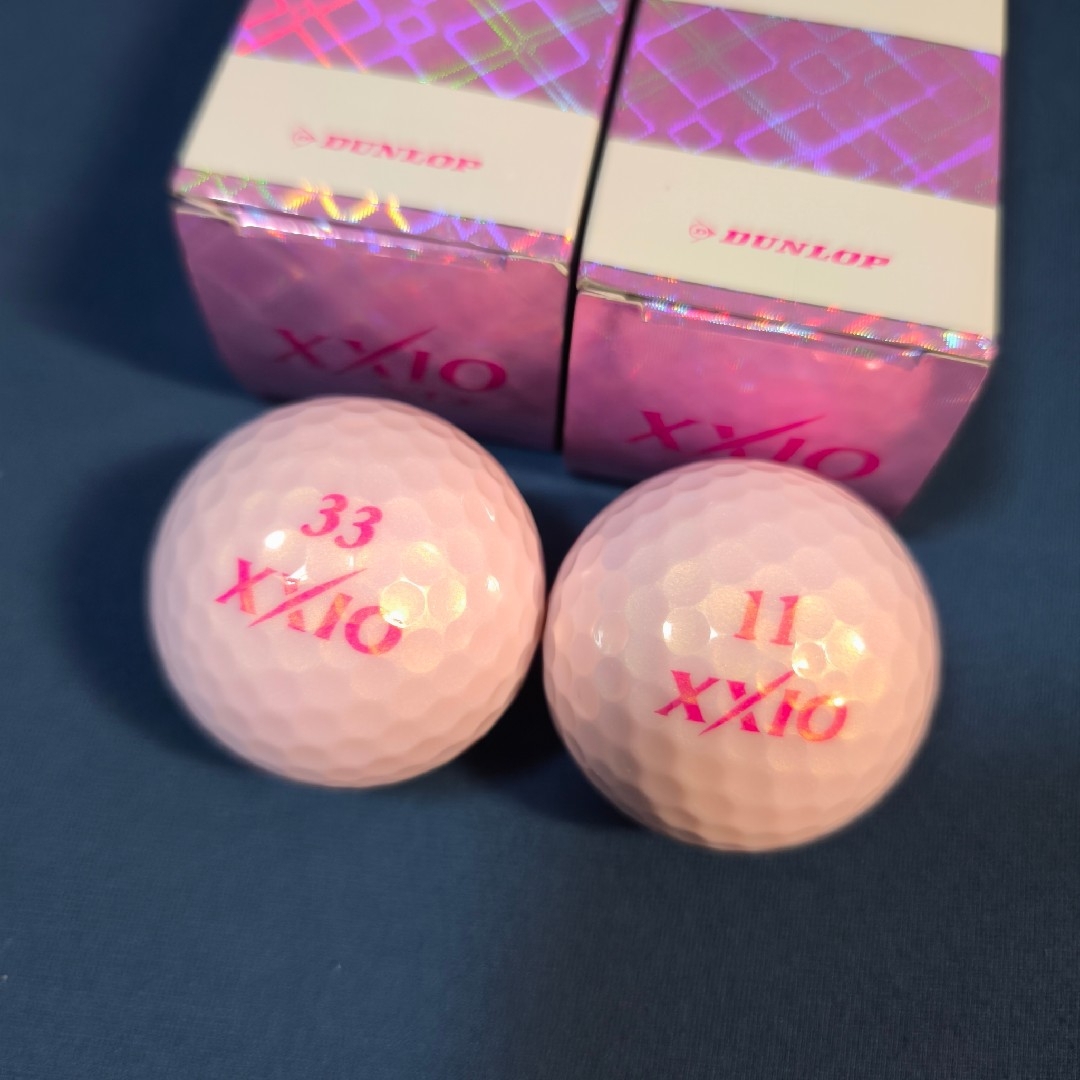 XXIO(ゼクシオ)のダンロップ ／ ゼクシオ XD プレミアムピンク 2スリーブ（6球）新品未使用品 スポーツ/アウトドアのゴルフ(その他)の商品写真