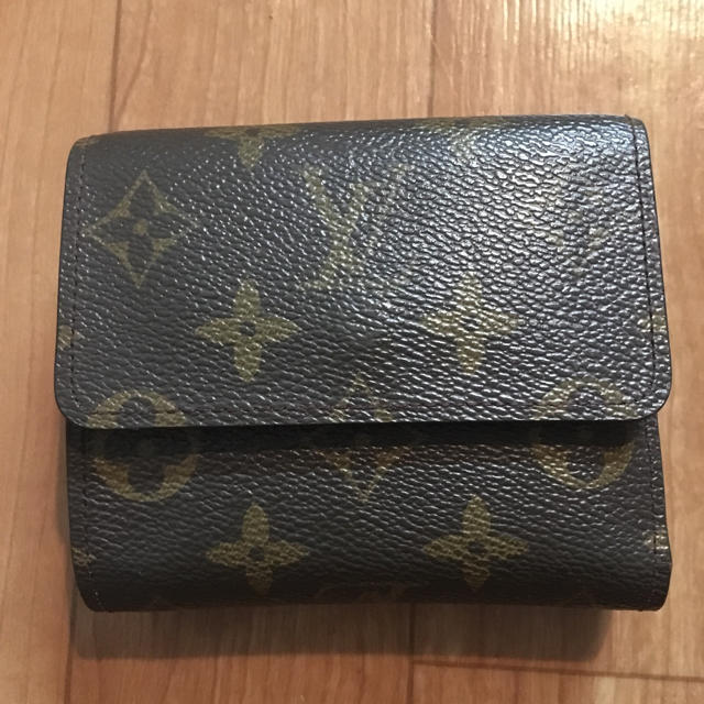 LOUIS VUITTON(ルイヴィトン)のルイ ヴィトン  折りたたみ財布 レディースのファッション小物(財布)の商品写真