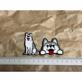 ハスキーの刺繍ワッペンセット【アイロン接着タイプ】