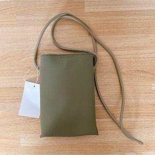 スマホショルダー スマホポーチ ショルダーバッグ レディース カーキ おしゃれ(ショルダーバッグ)