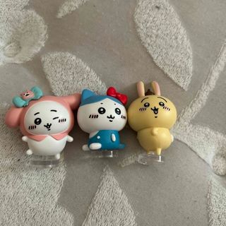 ちいかわ×サンリオ　なりきりフィギュア