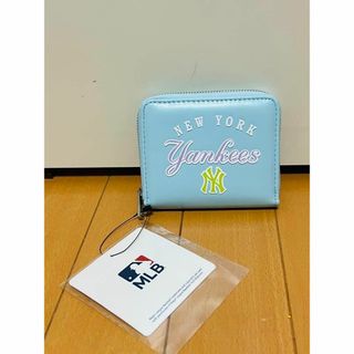 新品　MLB ヤンキース　ラウンドジップウォレット　サックスブルー(財布)