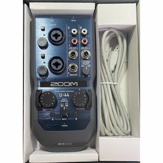 ズーム(Zoom)のZOOM U-44　4in/4out 仕様USBオーディオ・インターフェース(オーディオインターフェイス)