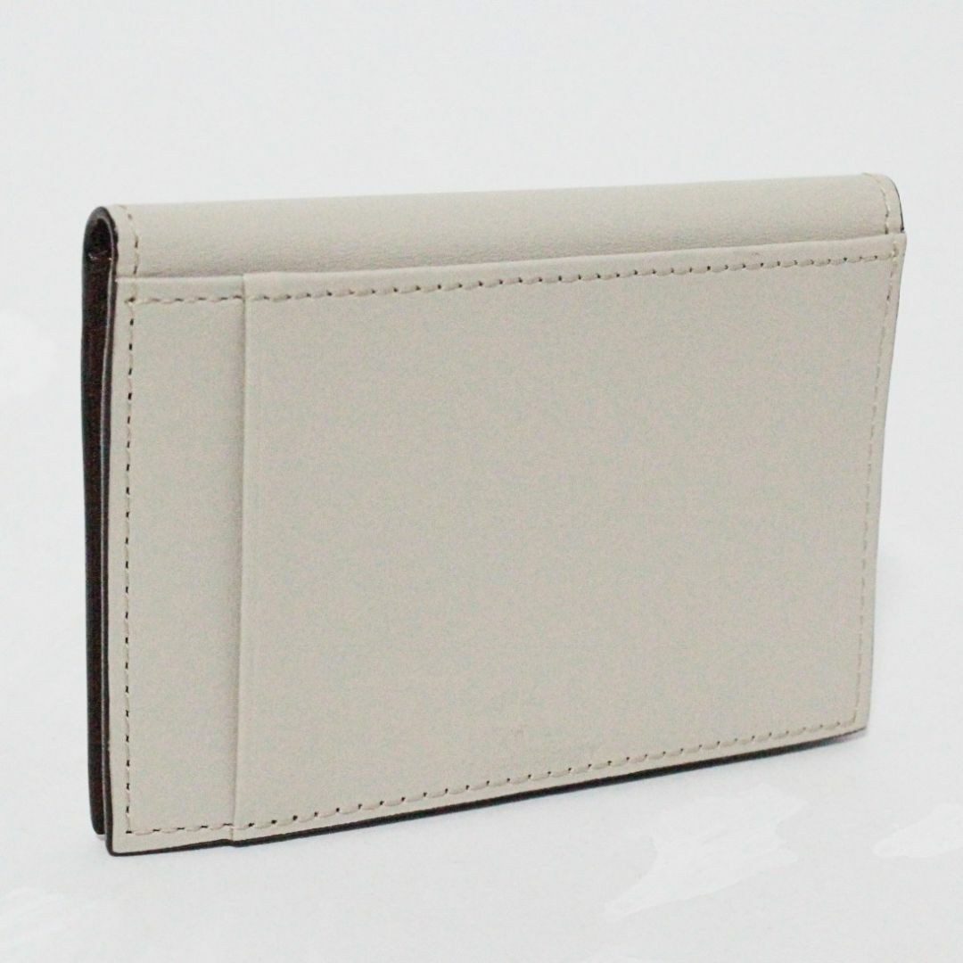 Paul Smith(ポールスミス)の新品 ポールスミス サプルレザーシリーズ パスケース アイボリー　Ｋ5384 レディースのファッション小物(名刺入れ/定期入れ)の商品写真