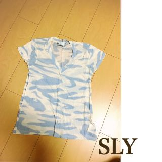 スライ(SLY)のSLYTシャツ(Tシャツ(半袖/袖なし))