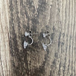 ピアス(ピアス)
