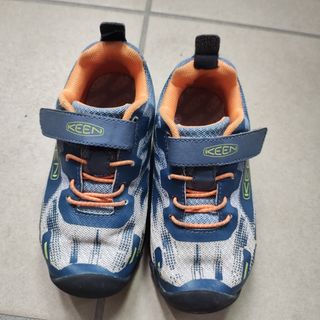 キッズスニーカー