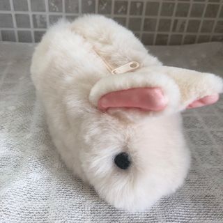 フェリシモ(FELISSIMO)のFELISSIMO⭐︎ウサギぬいぐるみポーチ(ポーチ)