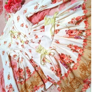 リズリサ(LIZ LISA)のリズリサ◆白◆花柄◆メリゴーランド◆遊園地柄◆柔らか◆チュニワンピ＆スカ◆セット(セット/コーデ)