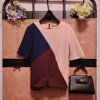 エムエスジーエム(MSGM)の■MSGM（エムエスジーエム）★定価3万円程度★綺麗★スウェットトップス(トレーナー/スウェット)