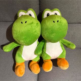 【新品タグ付き】任天堂スーパーマリオ 特大サイズ ヨッシーぬいぐるみ 2体セット(ぬいぐるみ)