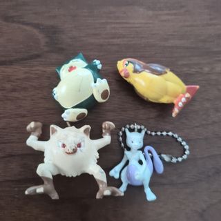 ポケモンキーホルダー　チェーンホルダー　マンキー　ミューツー　ピジョン　カビゴン