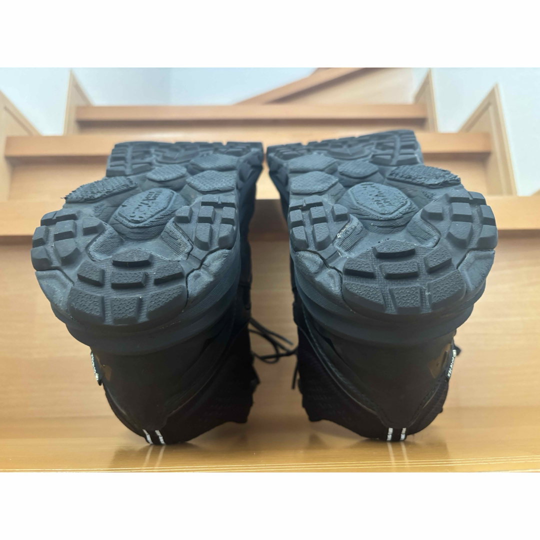 HOKA ONE ONE(ホカオネオネ)の【美品】【送料無料】ホカ チャレンジャー ミドル ゴアテックス 27cm ワイド スポーツ/アウトドアのアウトドア(登山用品)の商品写真