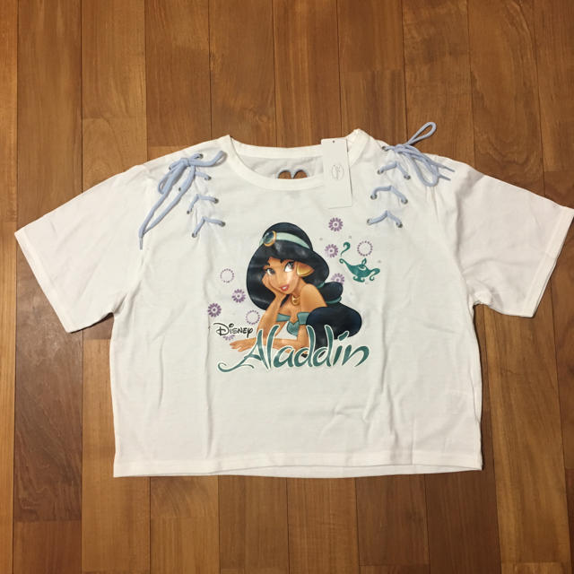 SPINNS(スピンズ)のSPINNS ディズニープリンセス ティシャツ レディースのトップス(Tシャツ(半袖/袖なし))の商品写真