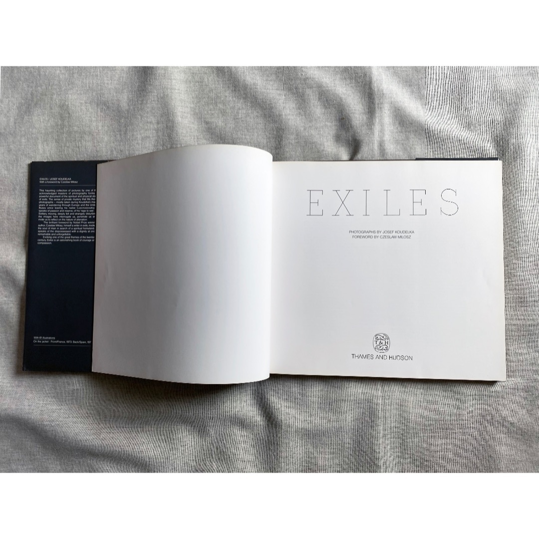 初版本 JOSEF KOUDELKA EXILES ジョセフ クーデルカ 写真集 初版 JOSEF KOUDELKA EXILES ジョセフ クーデルカ 写真集 - メルカリ