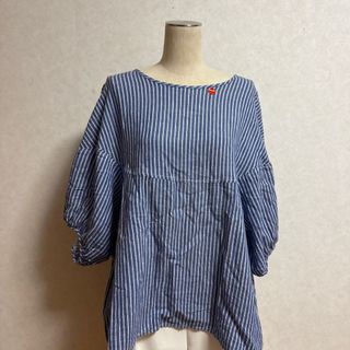 KN3063 ＊4.L 大きいサイズ　柔らか　綿麻ボリューム袖チュニック　(チュニック)