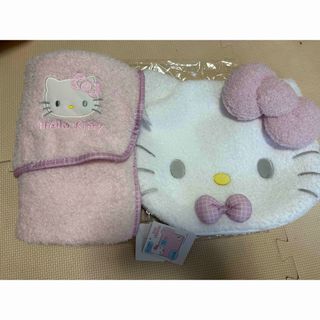 【新品】ハローキティ 3WAYブランケット ひざ掛け ケープクッション