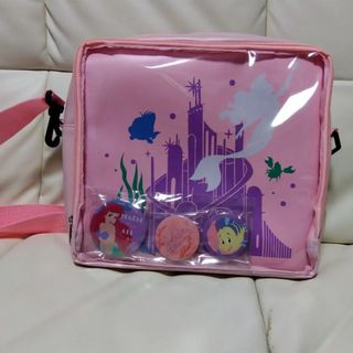 ディズニー(Disney)のディズニープリンセス 缶バッジ付きバッグ(キャラクターグッズ)