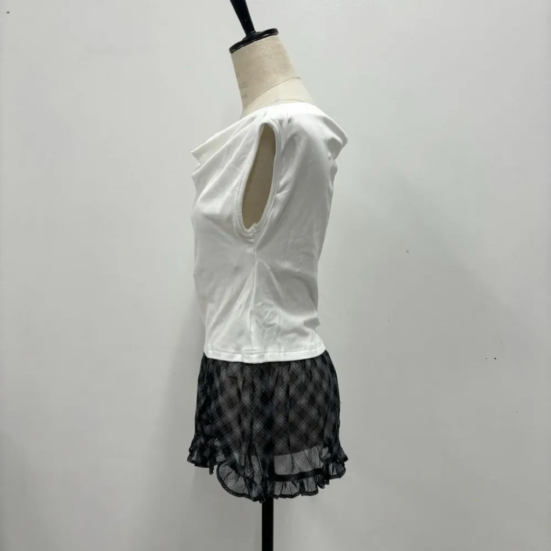 clear(クリア)の★ホワイト★レディース clear オシャレ Tシャツ チュール レディースのトップス(Tシャツ(半袖/袖なし))の商品写真