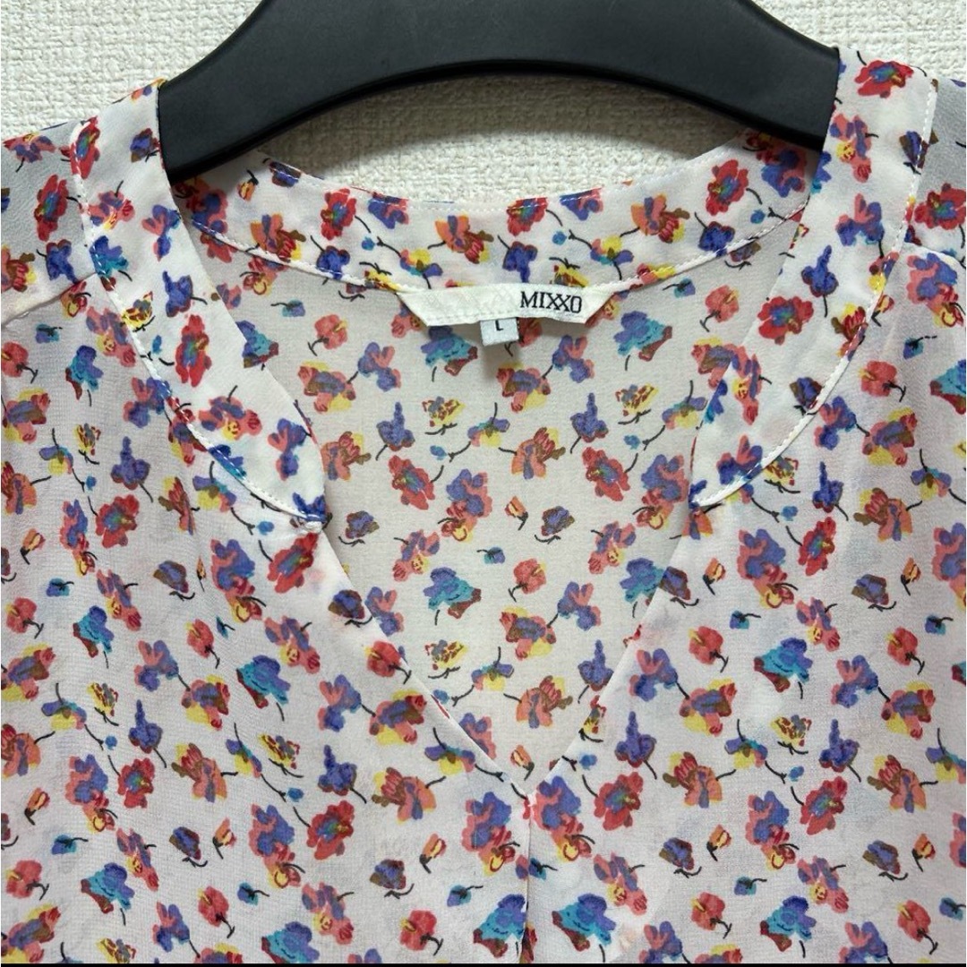 MIXXO ノースリーブシフォン花柄ブラウス Ｌ レディースのトップス(シャツ/ブラウス(半袖/袖なし))の商品写真