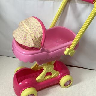 ふたりでのれちゃう!おせわベビーカー 「メルちゃん」