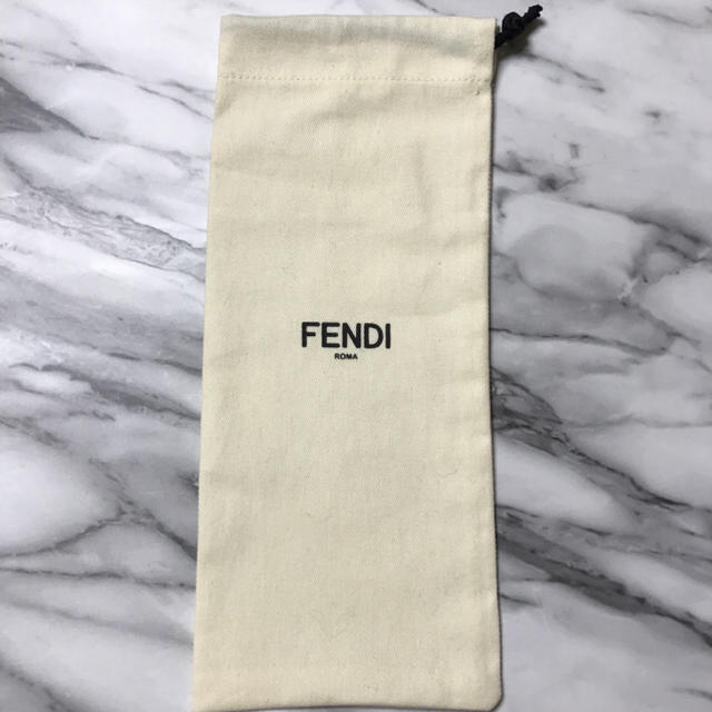 FENDI(フェンディ)の【専用】新品未使用 FENDI ツイリー フェンディ ラッピー レディースのファッション小物(バンダナ/スカーフ)の商品写真