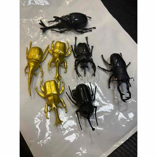 最終値下げ●近日掲載終了●カブトムシ●ゼンマイ式1つあり●フィギュア●7体セット