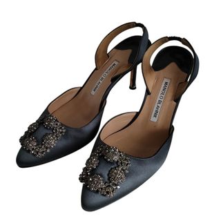 マノロブラニク(MANOLO BLAHNIK)の美品 MANOLO BLAHNIK マノロブラニク サテン ビジュー ハンギシ ポインテッドトゥ パンプス シューズ 38.5 25.5cm相当 グレー レディース 古着 中古 USED(ハイヒール/パンプス)