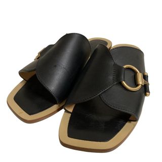 コルソローマノーヴェ(CORSO ROMA 9)の美品 22SS CORSO ROMA9 コルソローマノーヴェ スクエアトゥ フラットサンダル ミュール サイズ38 24～24.5cm ブラック レディース 古着 中古 USED(サンダル)