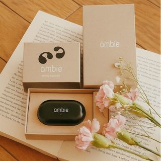 【美品】ambie sound earcuffs（ブラック）イヤーカフ型イヤホン