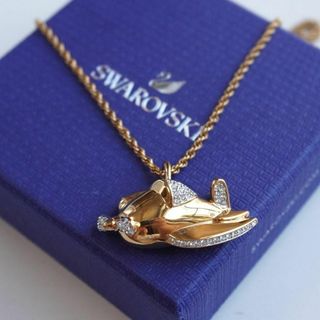 スワロフスキー(SWAROVSKI)のスワロフスキー 飛行機 ネックレス ブローチ(ネックレス)