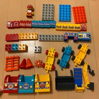 BlockLabo ブロックラボ アンパンマン わくわくのりものブロックバケツ