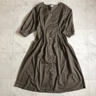 極美品 ソルサ 綿混 大きいサイズ ロングシャツワンピ カーキ 前ボタン 3L(ロングワンピース/マキシワンピース)