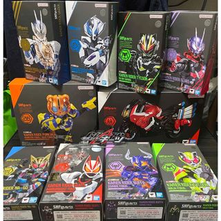バンダイ(BANDAI)の仮面ライダーギーツ　フィギュアーツ　まとめ売り(特撮)