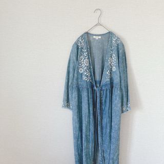 FREAK'S STORE - フリークスストア　刺繍ガウンデニムワンピース　コットン100%