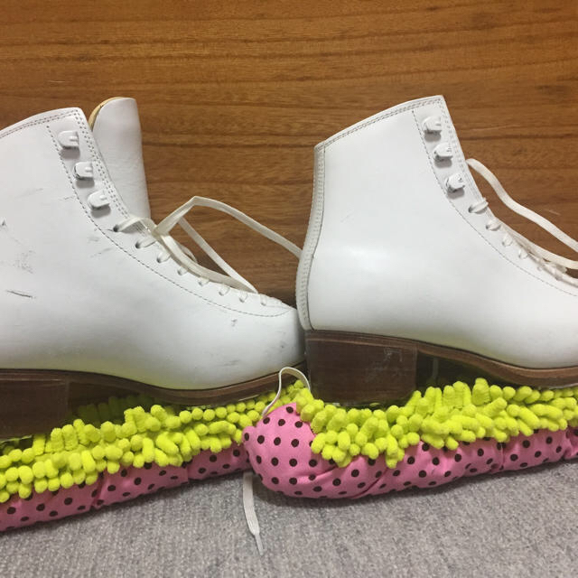 フィギュアスケート靴 20.5センチ （本革製セミオーダー品）の通販 by kumi's shop｜ラクマ