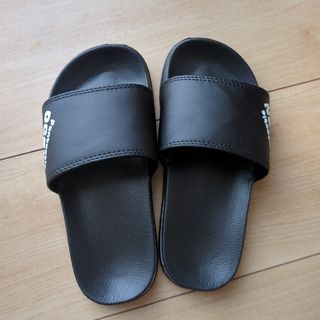 サンダル　21センチ