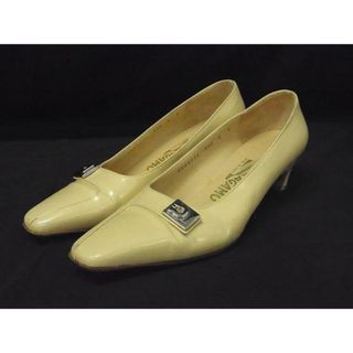 サルヴァトーレフェラガモ(Salvatore Ferragamo)のSalvatore Ferragamo フェラガモ ガンチーニ レザー ヒール パンプス 表記サイズ 6 (約23cm) 靴 シューズ ベージュ系 DJ0877(ハイヒール/パンプス)
