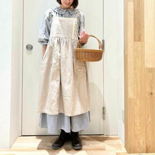 サマンサモスモスホームズ ワンピースとしても着れるレースエプロン ベージュ(ロングワンピース/マキシワンピース)