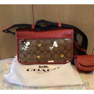 コーチ(COACH)のCOACH ＆スヌーピー　コラボ　ミニショルダーバック(ショルダーバッグ)