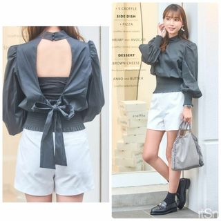 ダブルスタンダードクロージング(DOUBLE STANDARD CLOTHING)の新品 ダブルスタンダードクロージング オープンバックブラウス ブラック 黒(シャツ/ブラウス(長袖/七分))