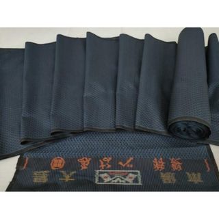 平和屋着物▼男性　本場大島紬　反物　着尺　幾何学間道　正絹　逸品　未使用　AAAW5687ru(その他)