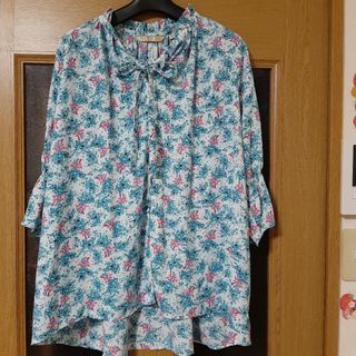 UNIQLO　ポールアンドジョーコラボ七分袖ブラウス