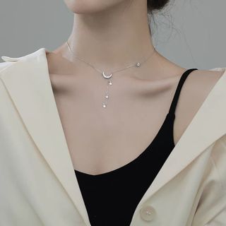数量限定♡　ネックレス　三日月　星　高級感　シンプル　シルバー　チェーン　上品(ネックレス)