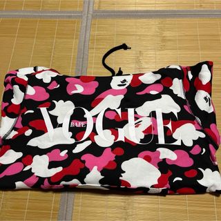 アベイシングエイプ(A BATHING APE)のA BATHING APE BAPE VOUGE CAMO パーカー　M 迷彩(パーカー)