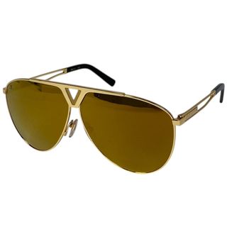 ルイヴィトン(LOUIS VUITTON)のルイ・ヴィトン トンカ パイロット サングラス メンズ 【中古】(サングラス/メガネ)