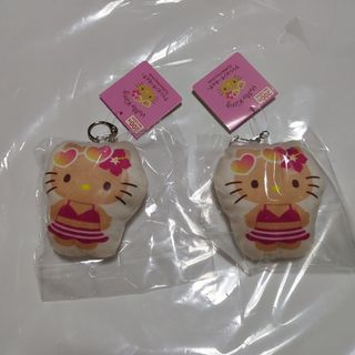 ハローキティ(ハローキティ)のサンリオ♡日焼けキティ　クッションキーホルダー２点セット(キャラクターグッズ)